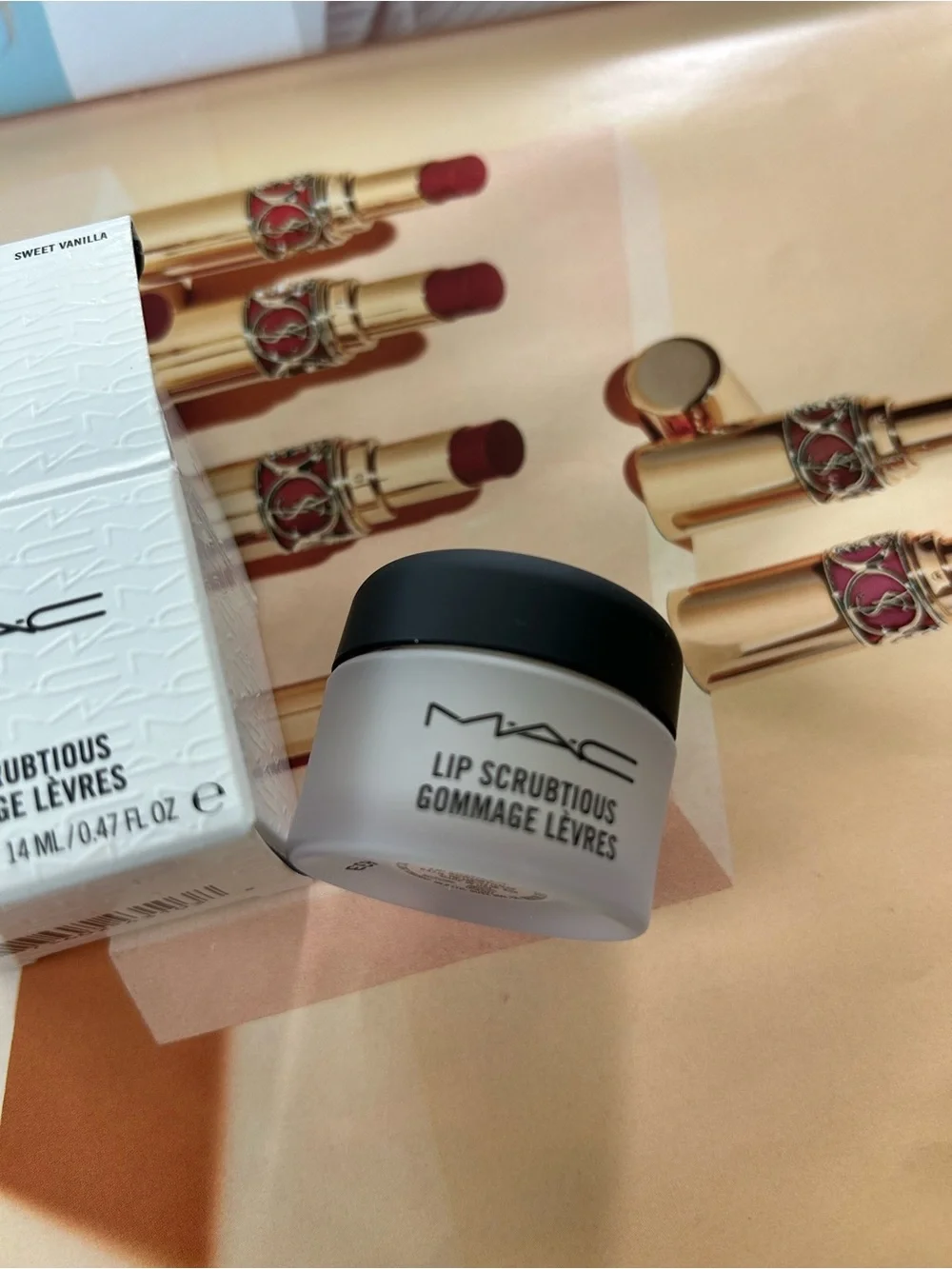 MAC Cosmetics Lip Scrubtious Lip Gommage Levres sweet vanilla lip scrub 14ml new